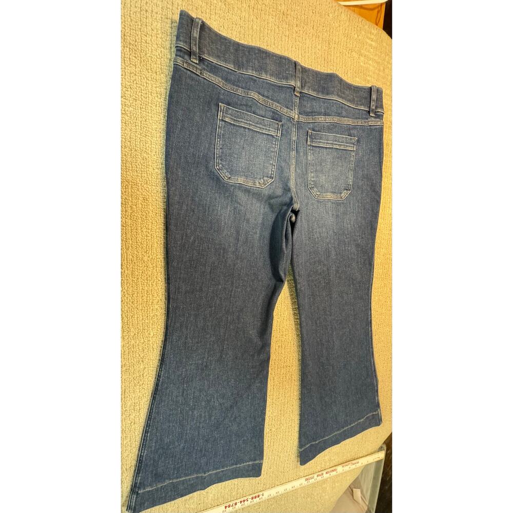 NWT Spanx Flare Leg Jeans Patch Pockets Authentic Blue Denim Women’s 2X Petite